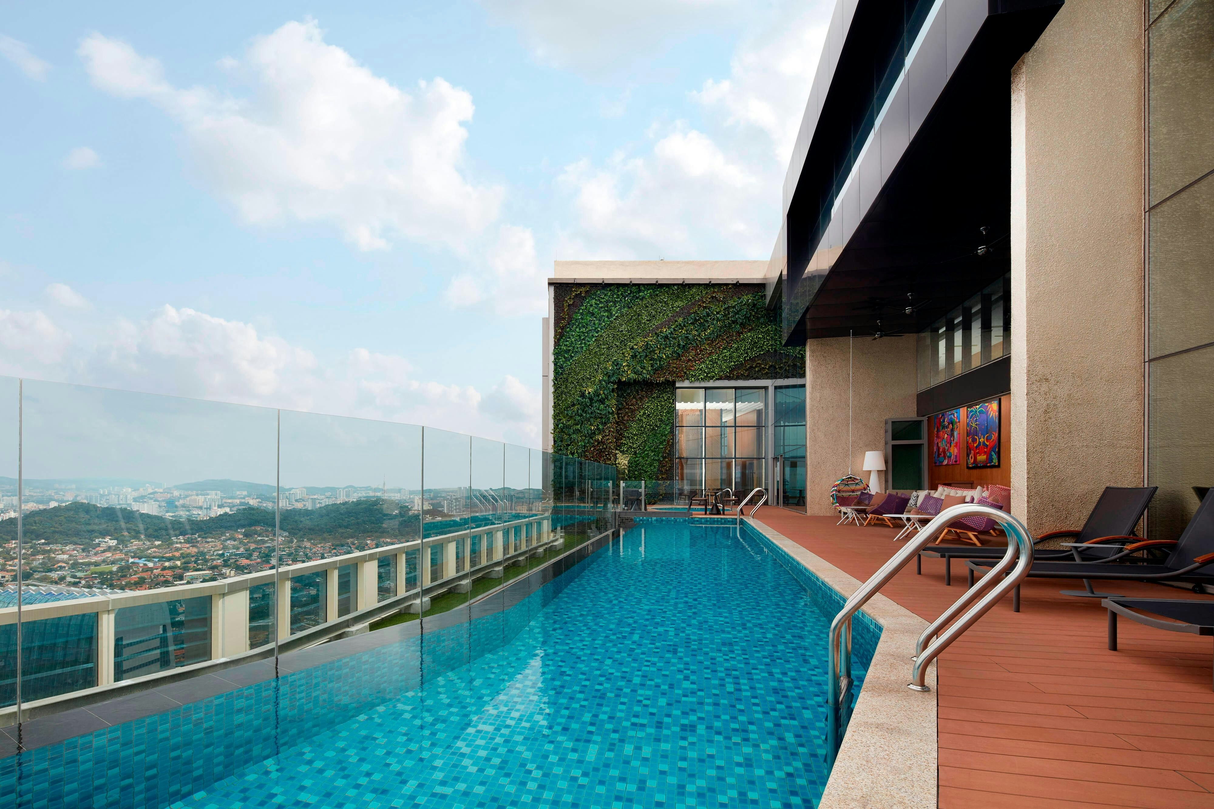 Sheraton Petaling Jaya Hotel 47/47