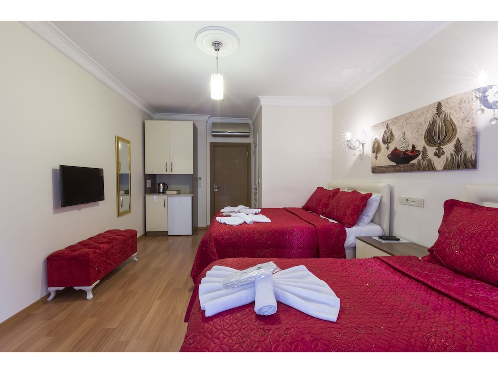 Zendy Suite Hotel 49/88