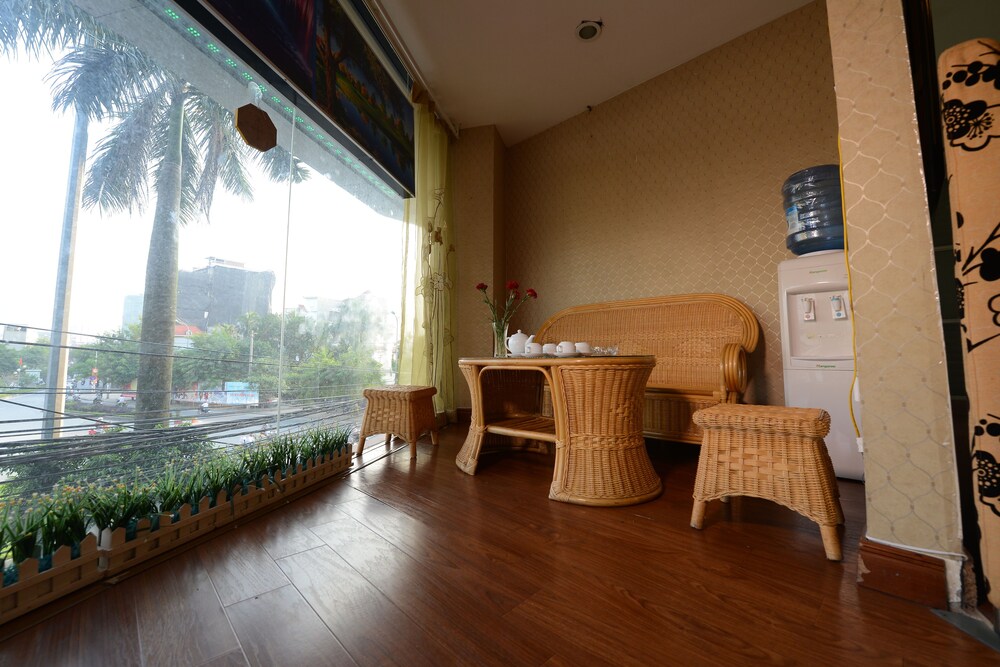 Sunset Westlake Hanoi Hotel 55/74
