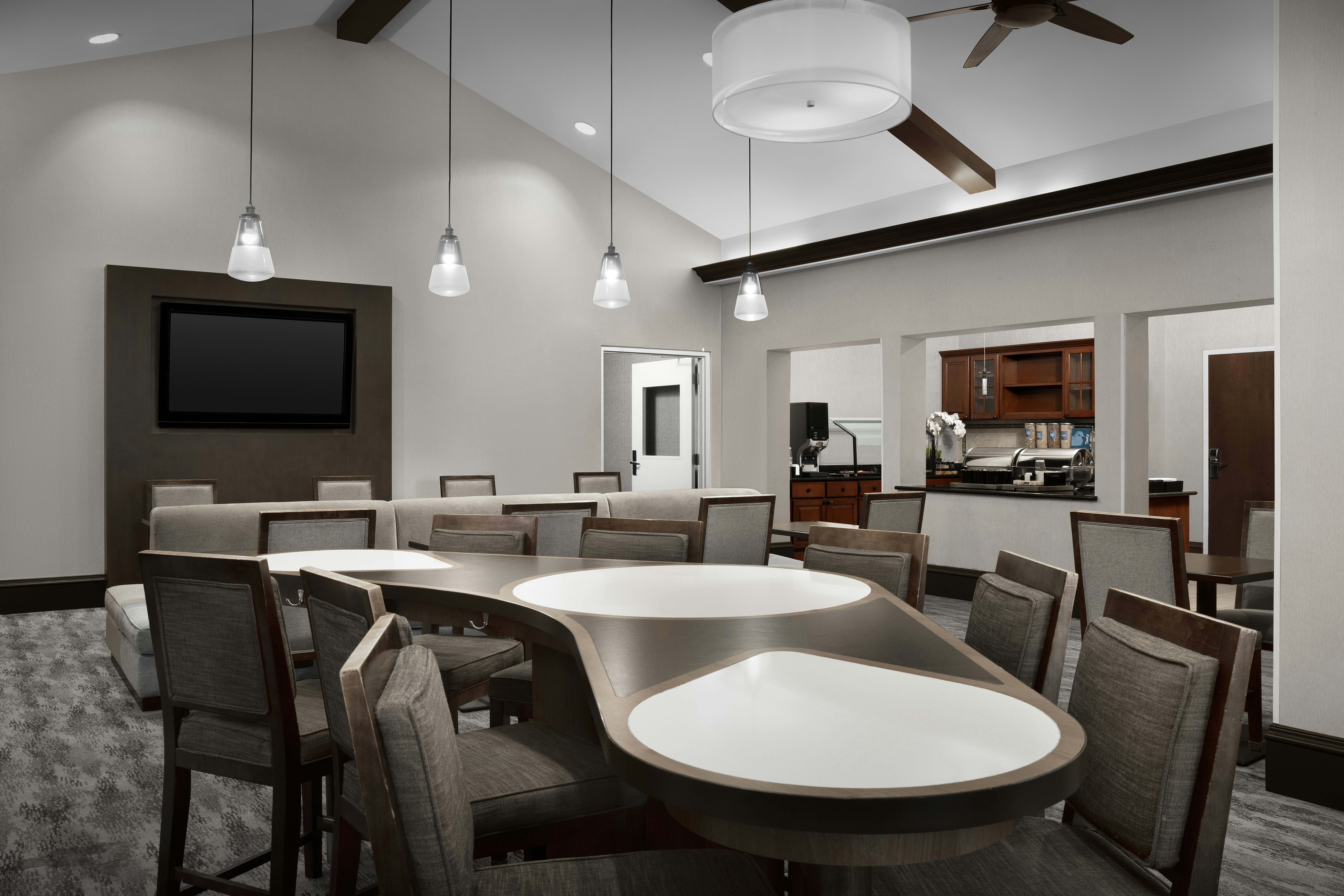 Homewood Suites By Hilton Jacksonville Downtown/Southbank 18/25