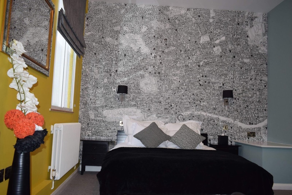 The Fitzrovia Belle Hotel 23/23