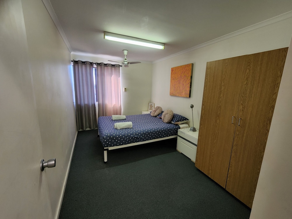 Perth City Apartment Hotel 8/46