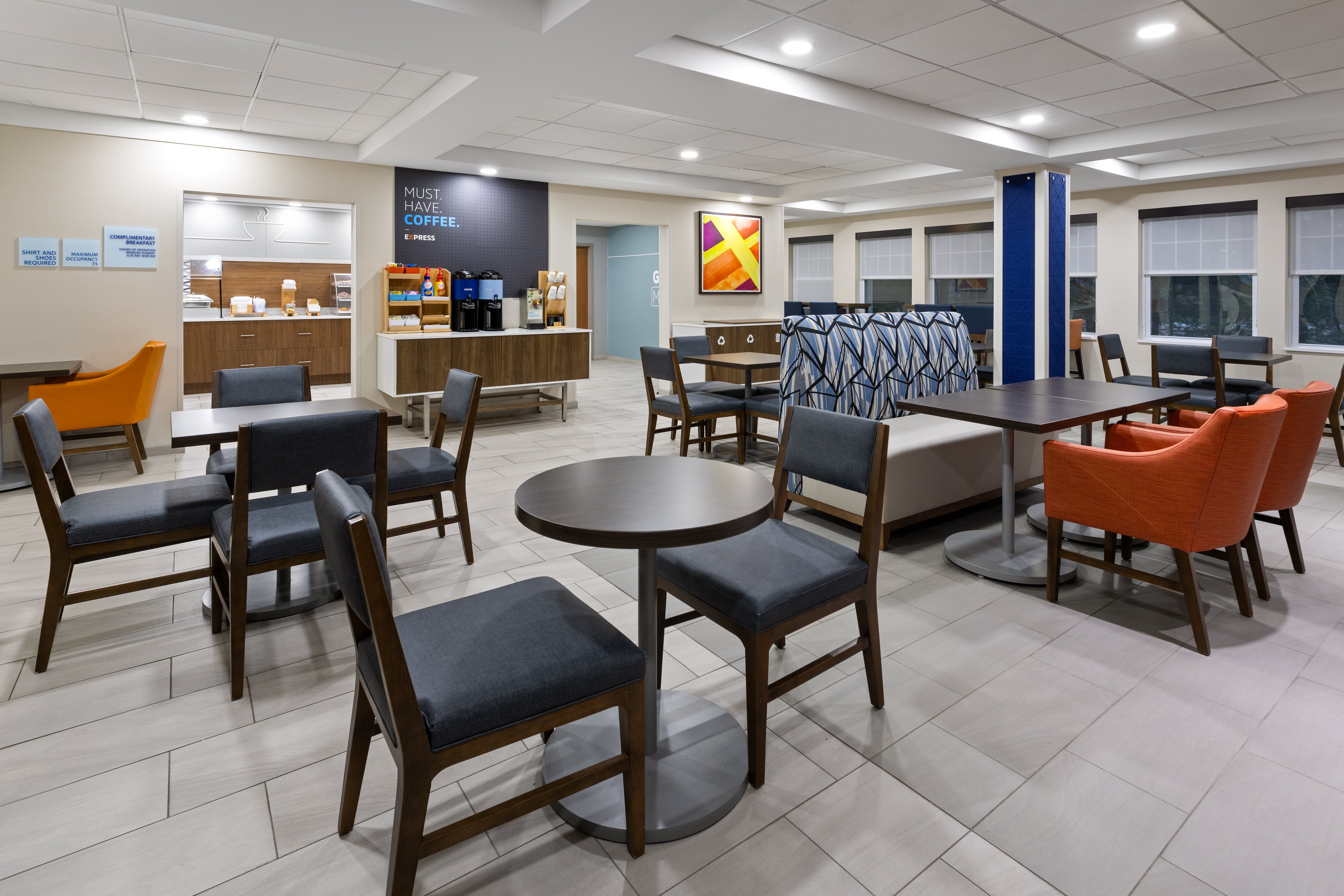 Holiday Inn Express Hotel Suites Freeport 33/43