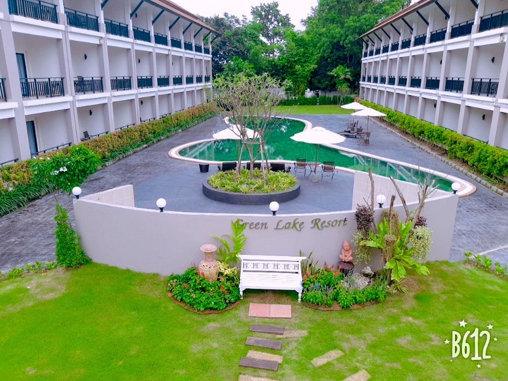 Green Lake Resort 62/64