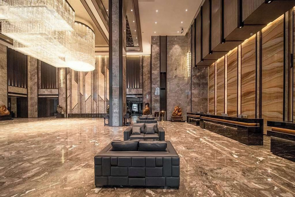 Ramada Plaza by Wyndham Hezhou North 6/32