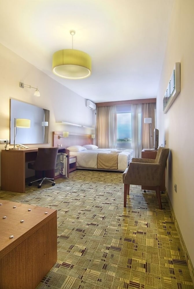Business Hotel Cerkezkoy 3/23