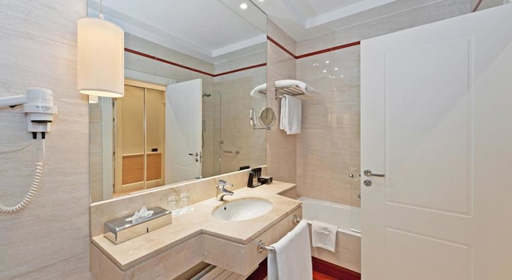 Melia Recoletos 45/49