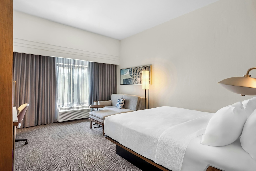 Room, King Bed, Sofa