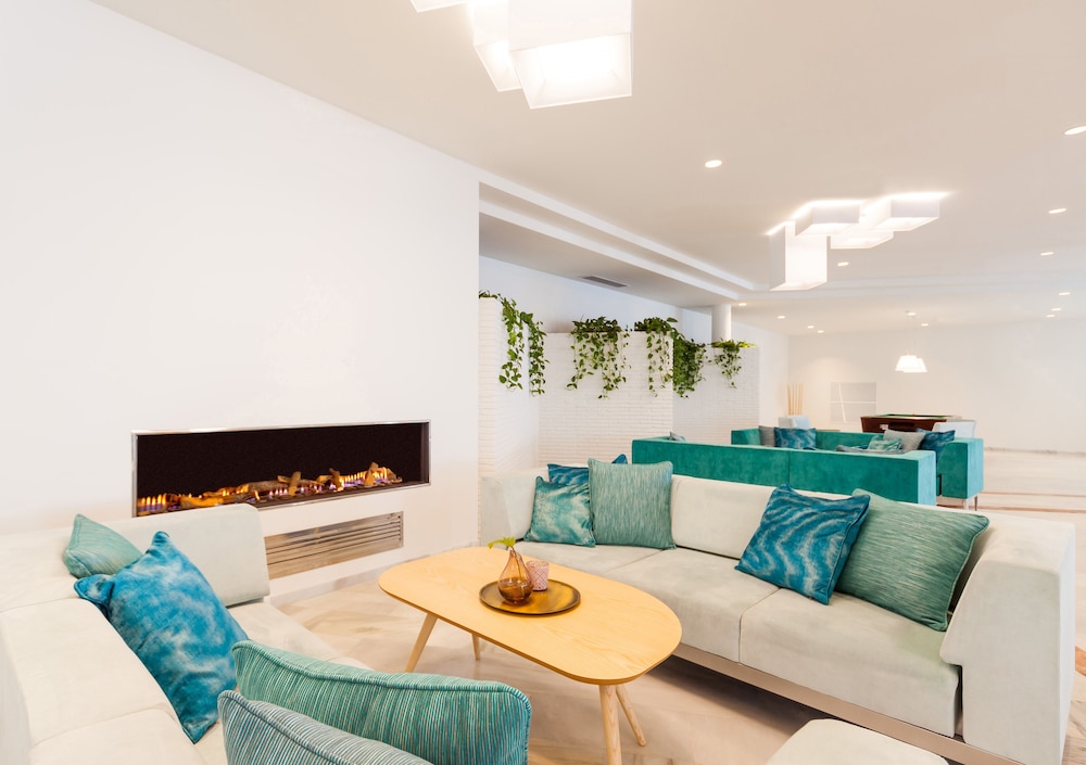 Iberostar Waves Royal Andalus 50/76