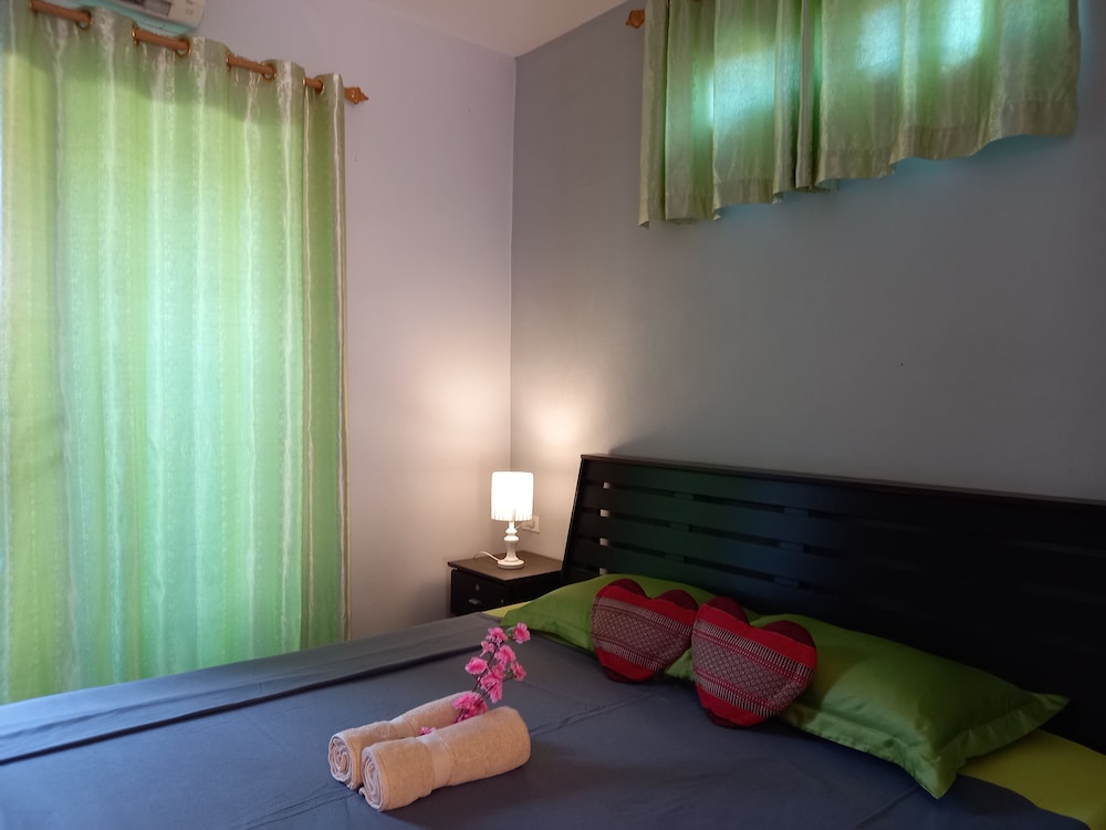 Santipran Place 22/55