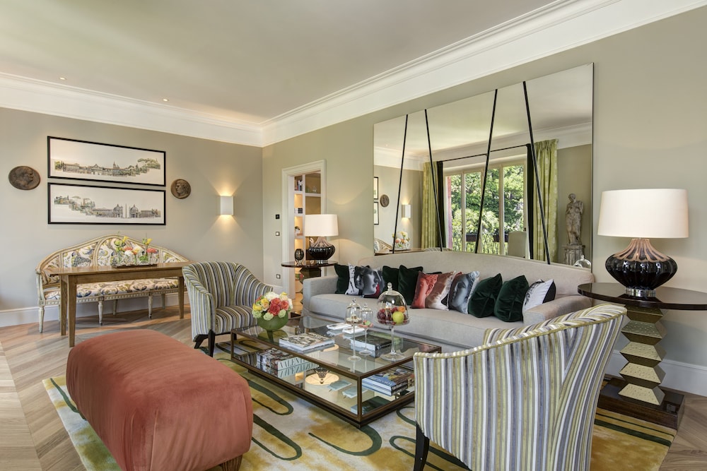 Rocco Forte Hotel de Russie 56/82
