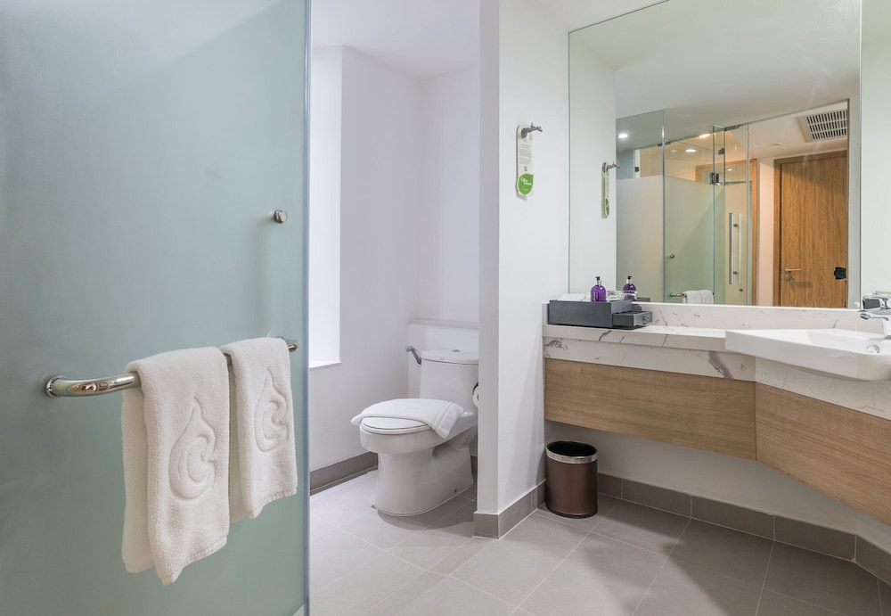 PREMIUM, DELUXE, 2 DOUBLE BEDS, PRIVATE POOL, CORNER