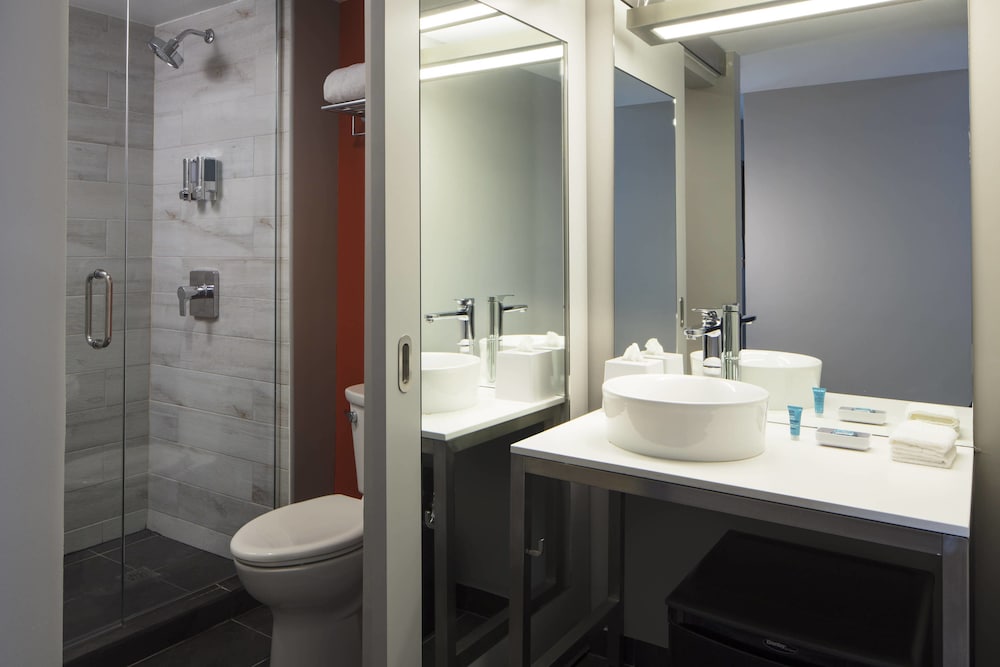 Aloft Coral Gables 36/43