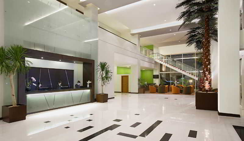 Hotel Santika Palu 6/36