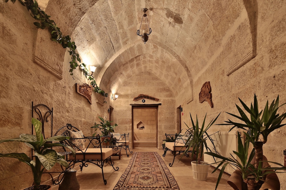 Elif Stone House 11/63