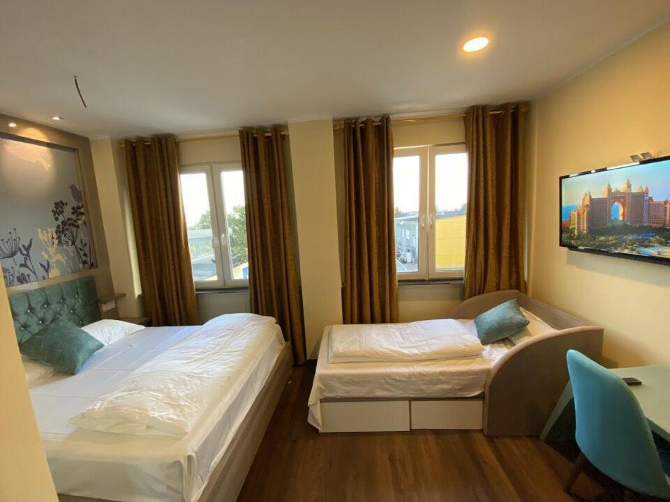 Hotel Grand Inn 12/46