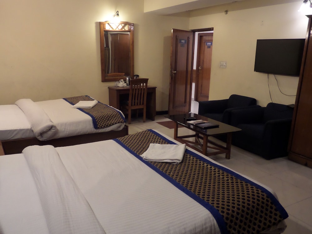 HOTEL DOON REGENCY 18/41