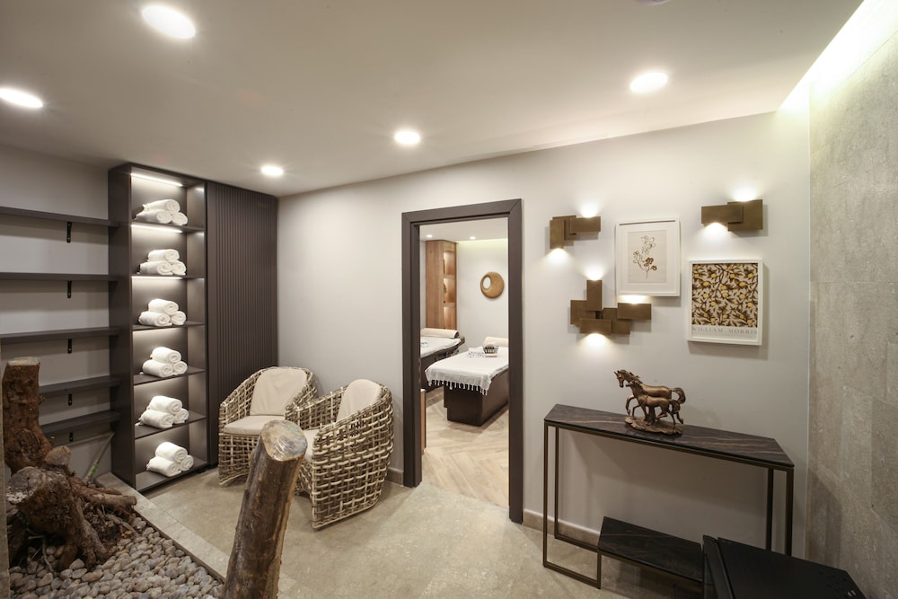 Mula Hotel 23/50