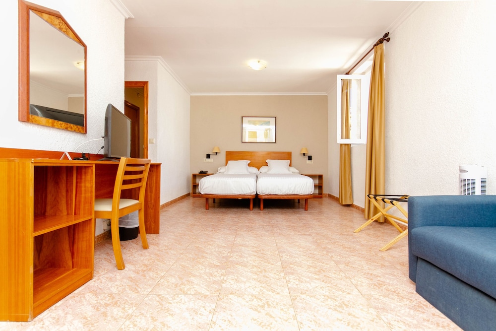 Hostal San Juan 24/69