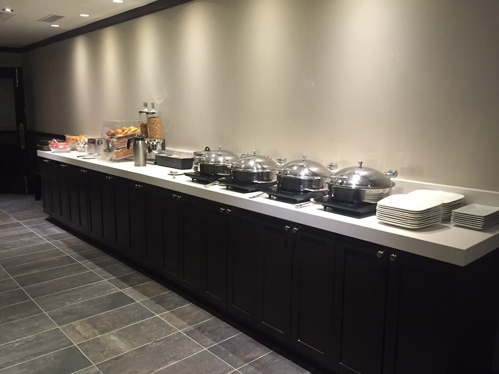 Ramada By Wyndham Northern Grand Hotel Conference Centre 20/58