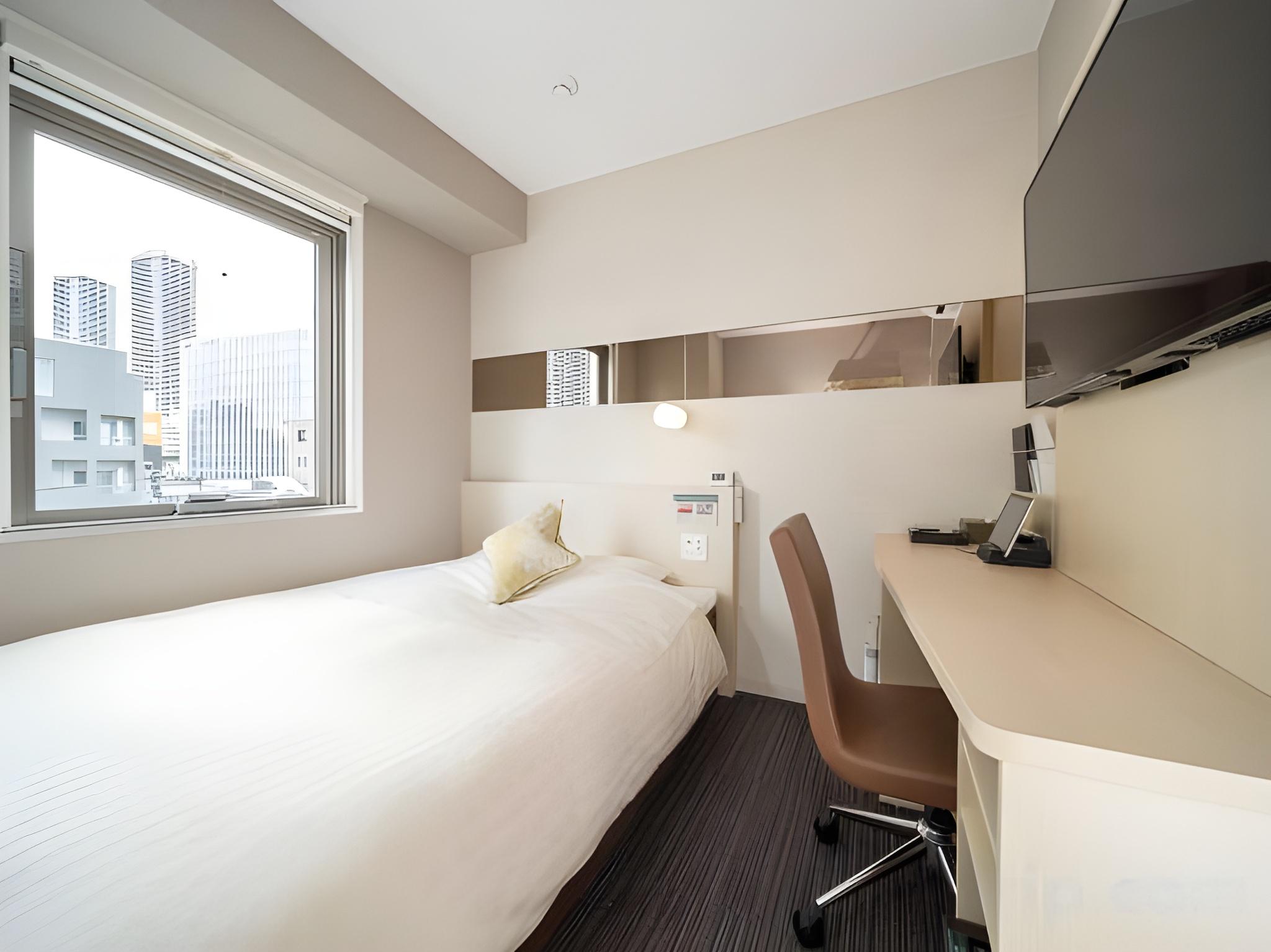 Adjoining, Standard, Double Bed