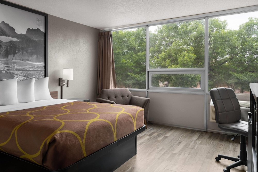Super 8 by Wyndham Great Falls City Center 13/49