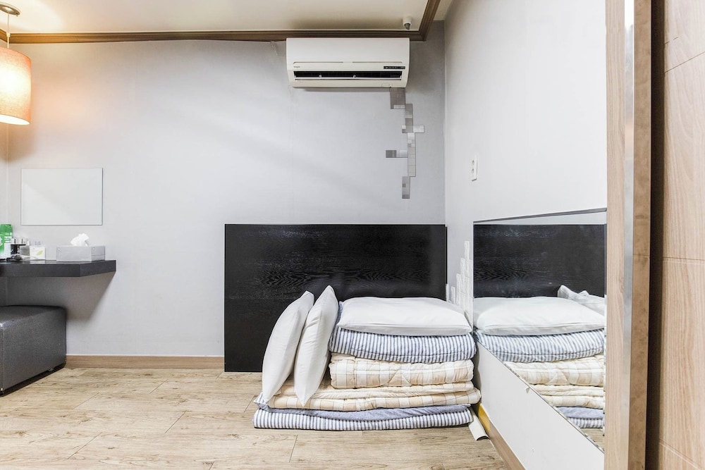 HOTEL RIVERSIDECOZY 31/50