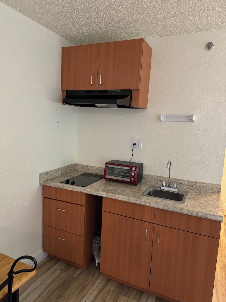 Orlando Movieland Hotel 46/57
