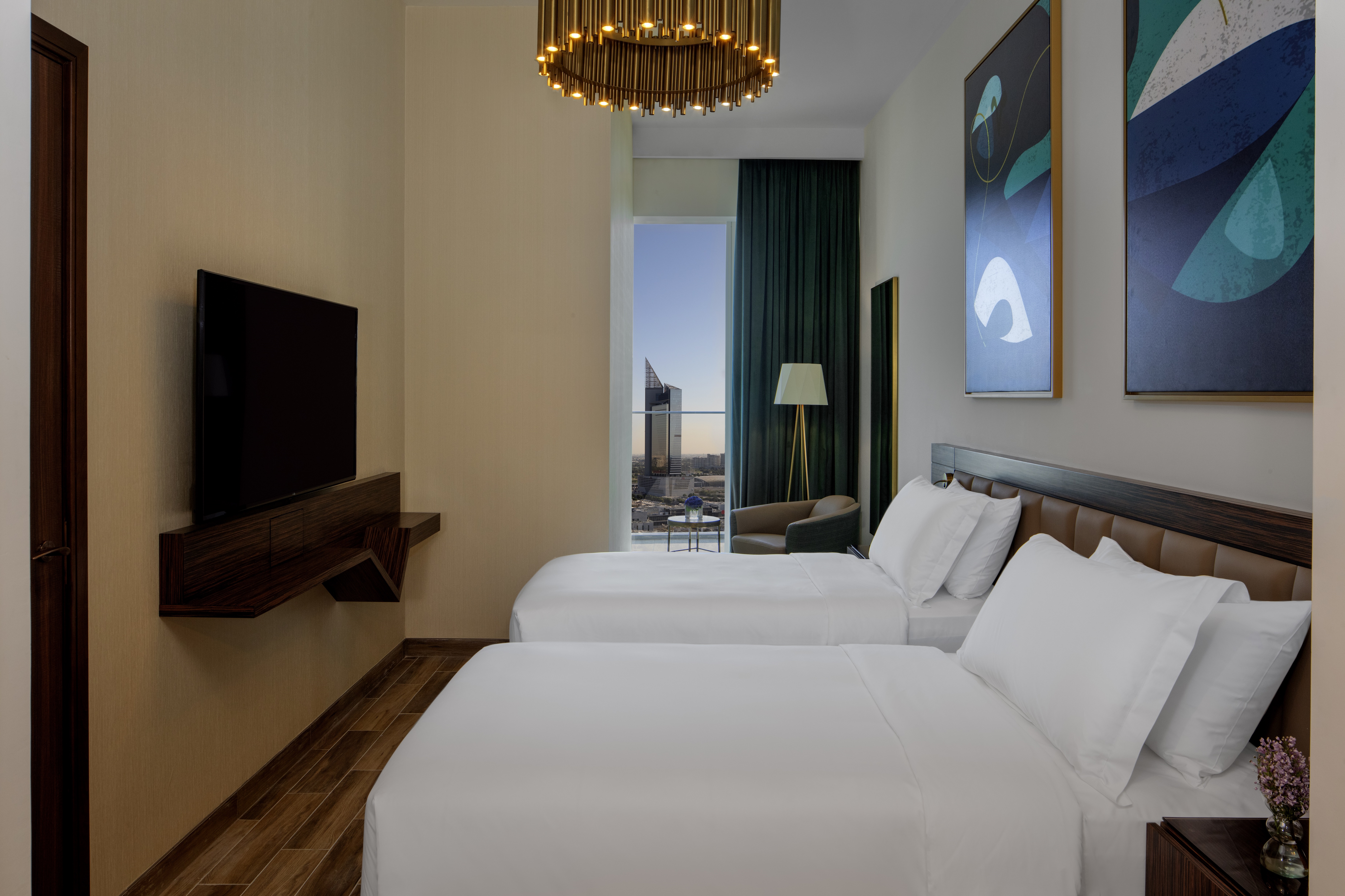 Superior Two Bedroom Apartment City View