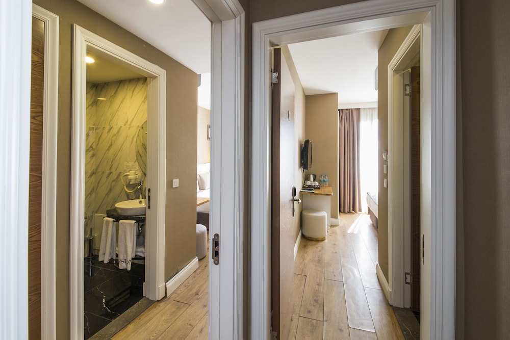 Aston Hotel Taksim (ex Aston Residence Hotel) 41/70