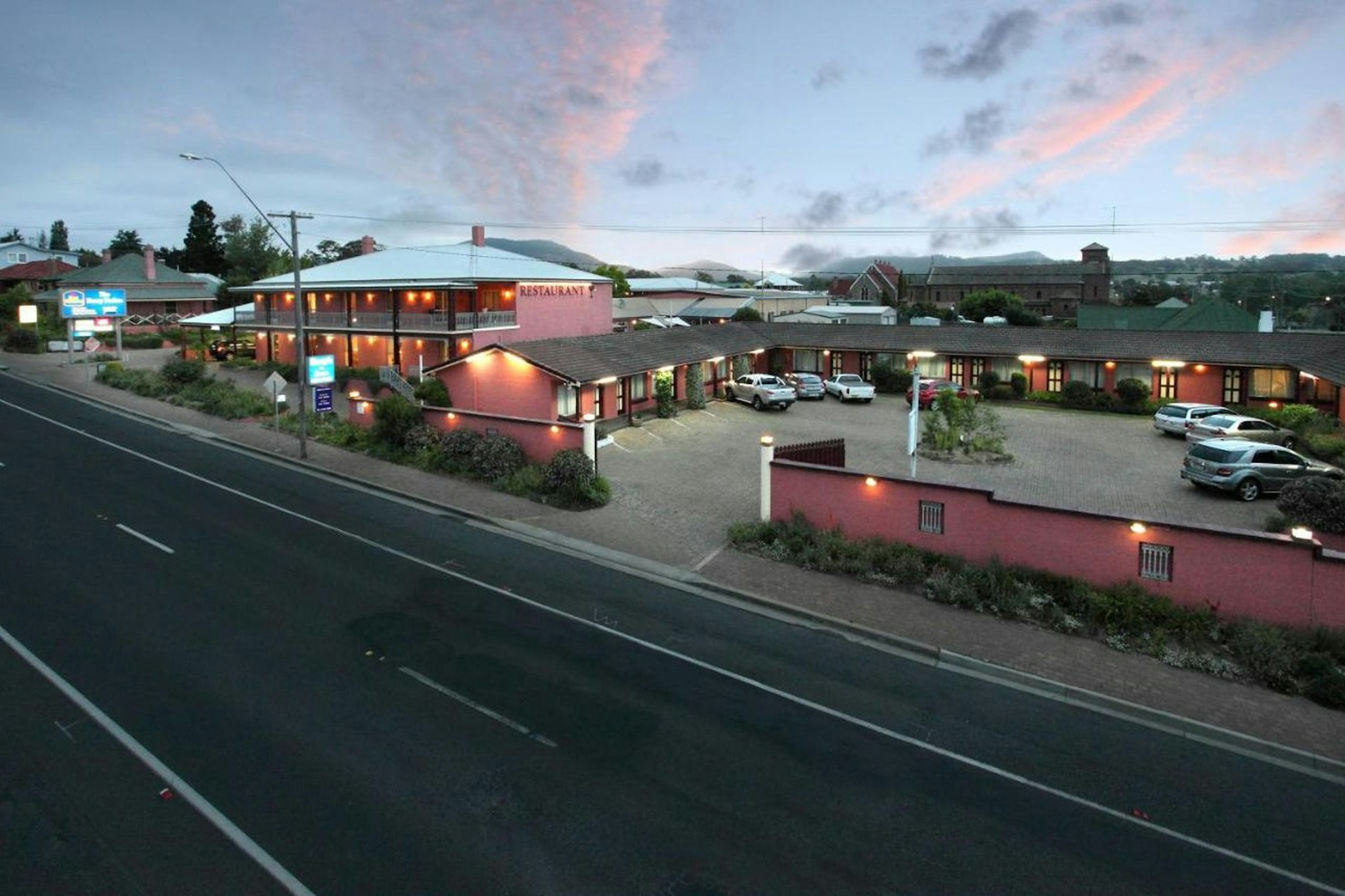 The Henry Parkes Tenterfield Ex Best Western 2/46