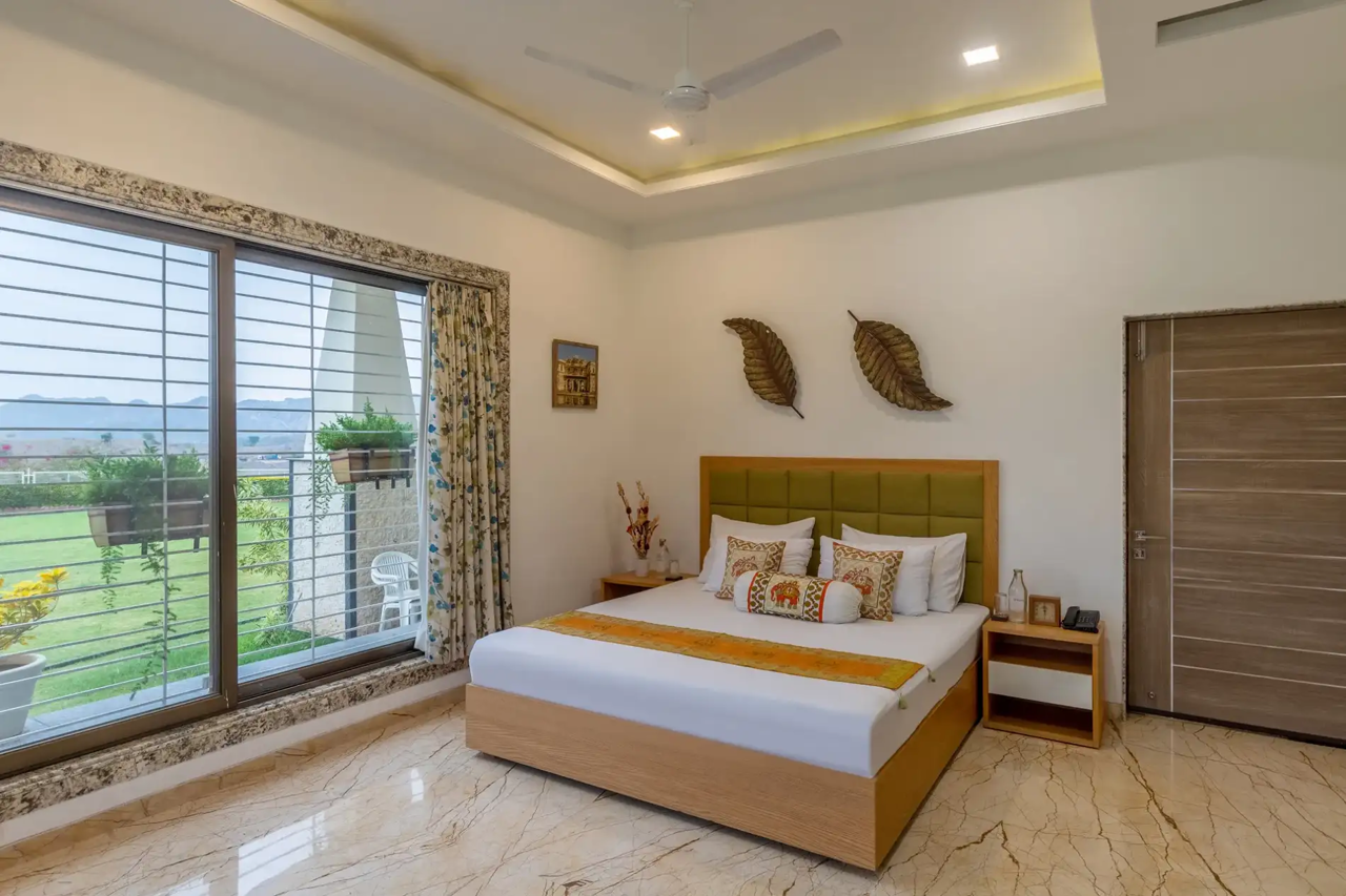 ELIVAAS Shourya Celesta 3 BHK with Pvt Pool 9/29