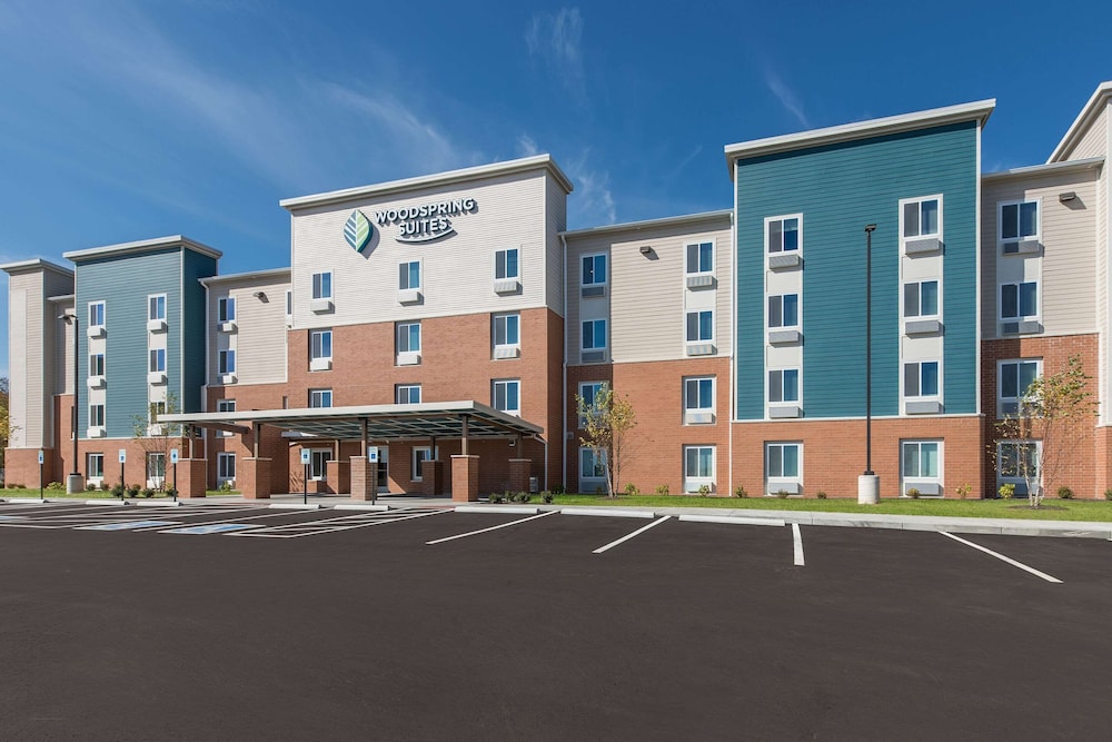 WoodSpring Suites Dayton North 37/42