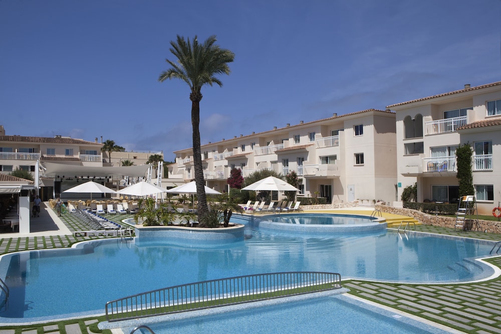 Hotel Isla De Cabrera 2/51