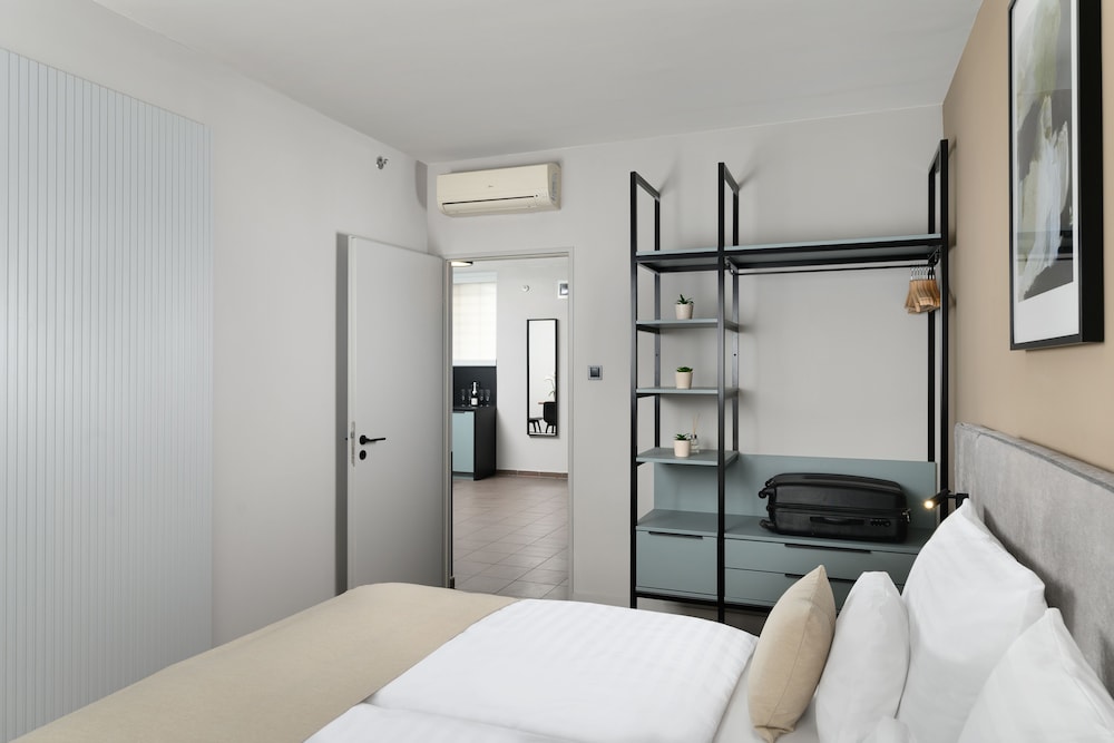 Florin Apart Hotel 15/49