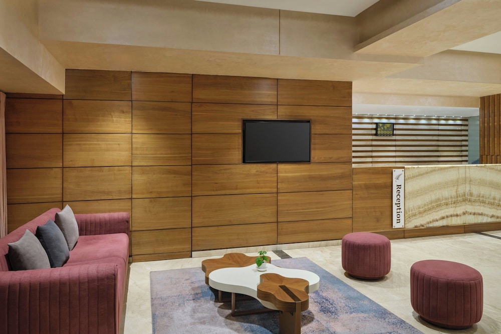 The Fern Residency Ellisbridge Ahmedabad 36/38