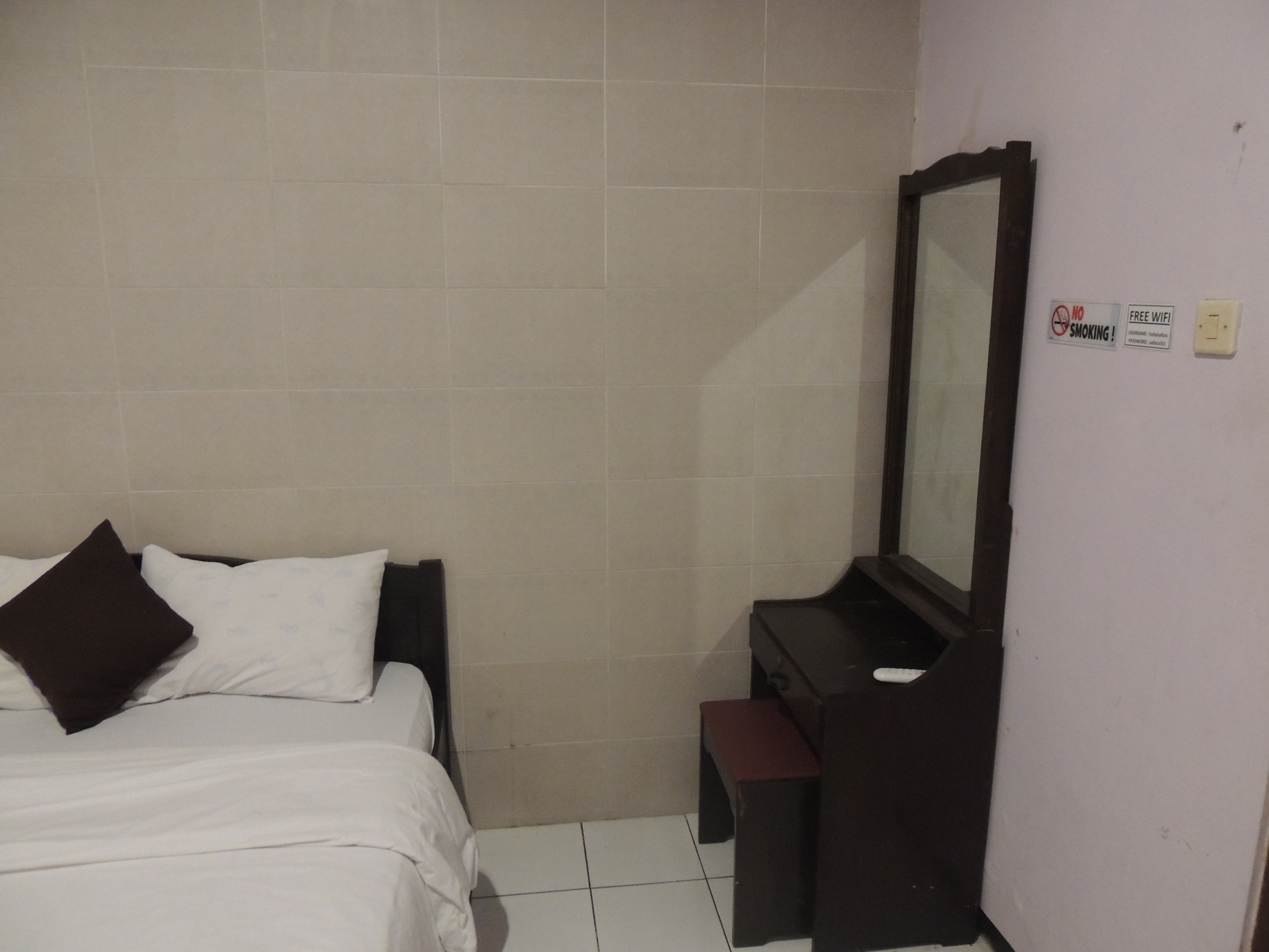 Hotel Safara 10/16