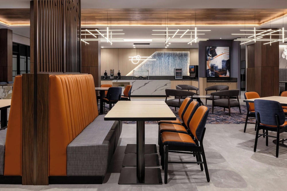 Fairfield Inn & Suites by Marriott Chilliwack 26/37