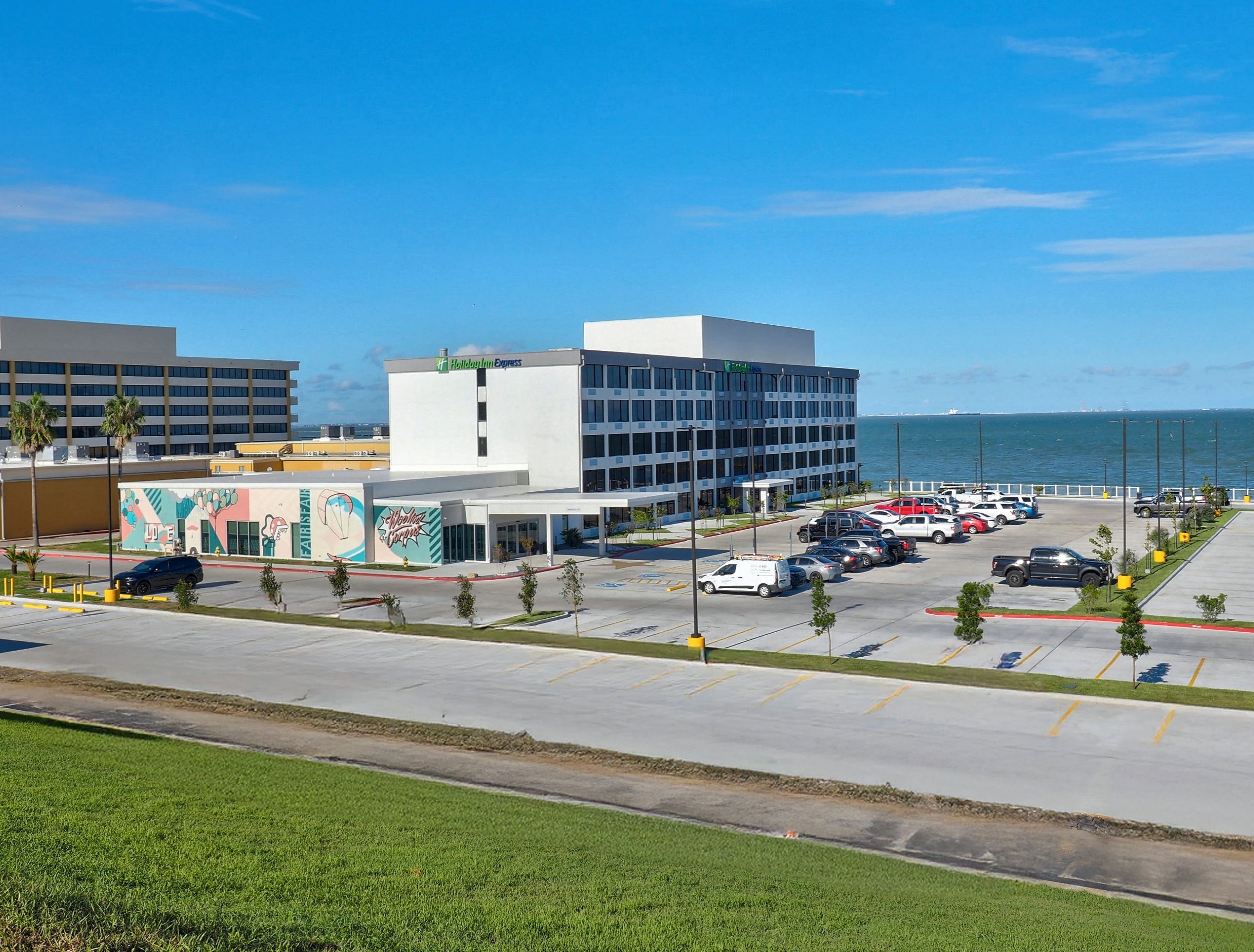 Holiday Inn Express Corpus Christi - Beachfront, an IHG Hotel 7/50