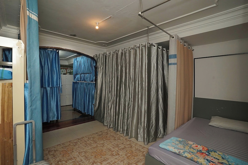 Sakura Hostel Saigon 72/85