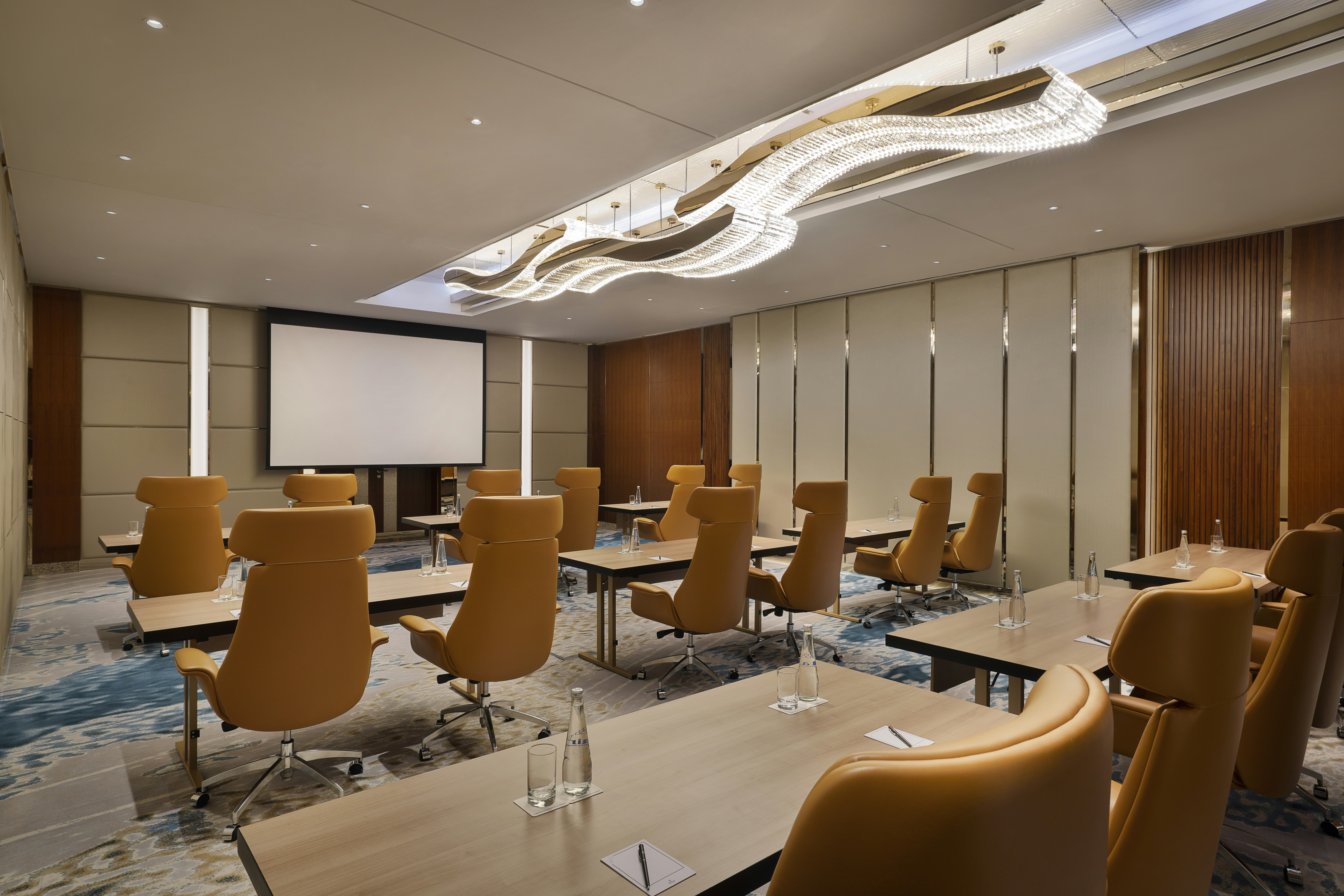 Hilton Dubai Jumeirah 71/84