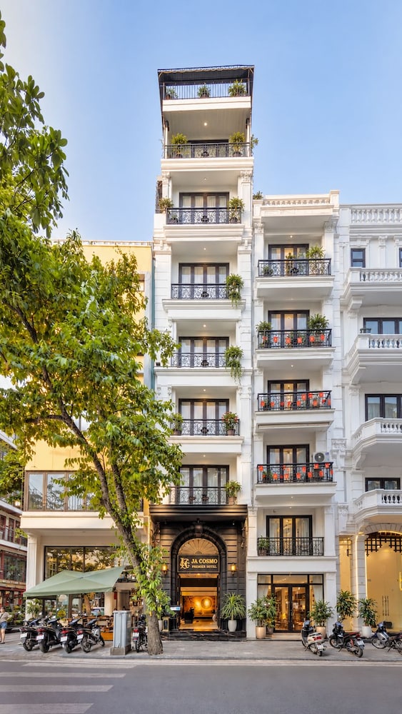 HANOI HM BOUTIQUE HOTEL in HANOI