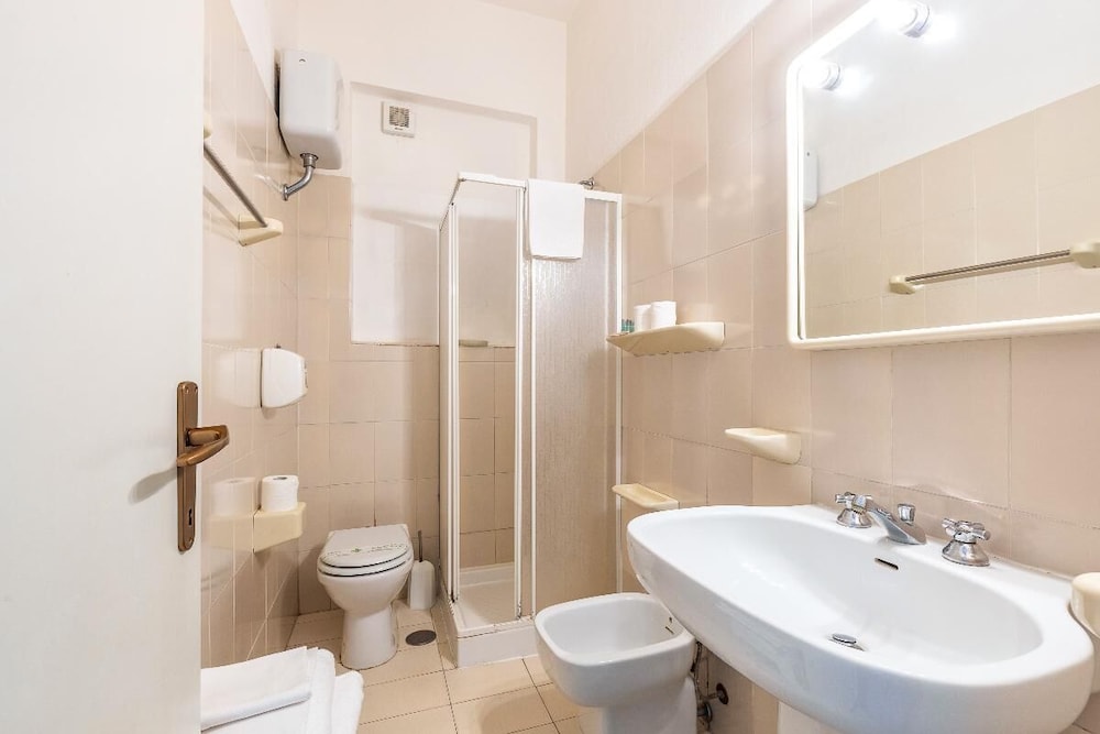 Hotel Ristorante Calamosca 44/45