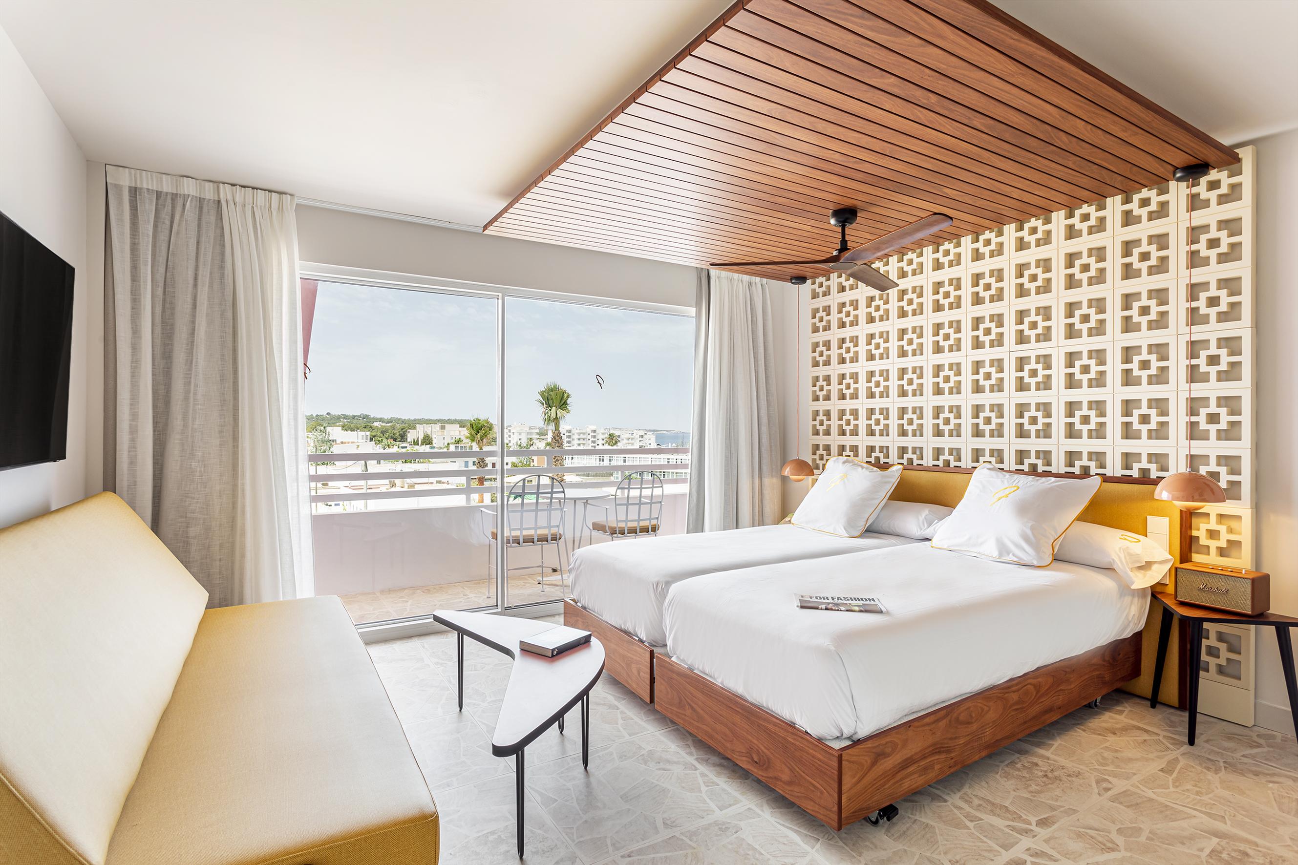 Junior Suite, Double or Twin Bed, Pool View, Balcony or Terrace