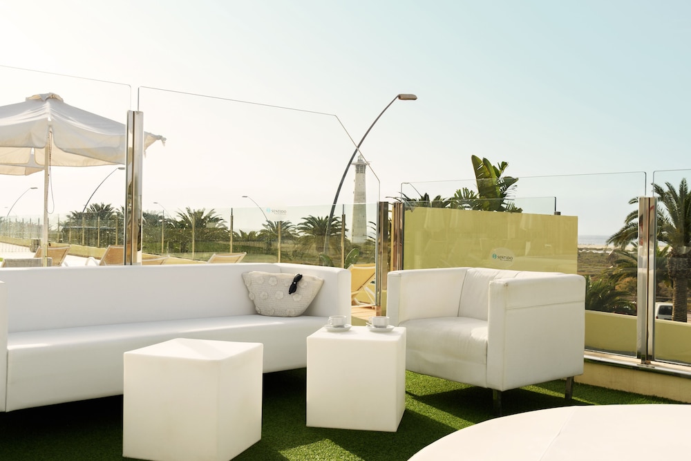 R2 Buganvilla Hotel and Spa 14/33