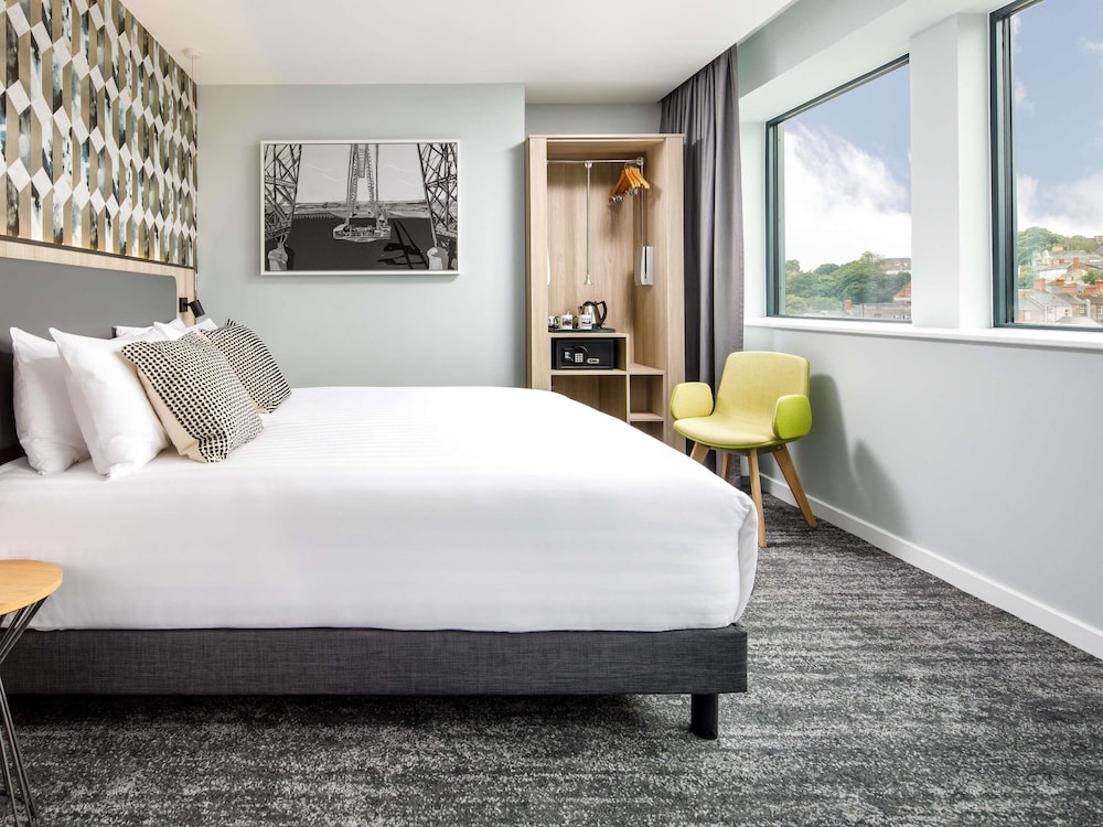 Mercure Newport 15/50