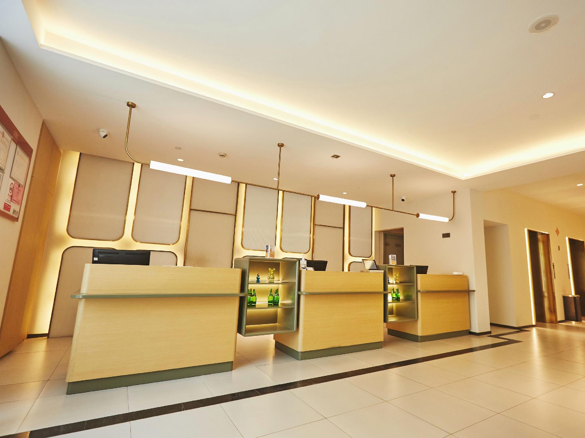 Jinjiang Inn Zhengzhou Train Station Erqi Sq Subway Station 11/47