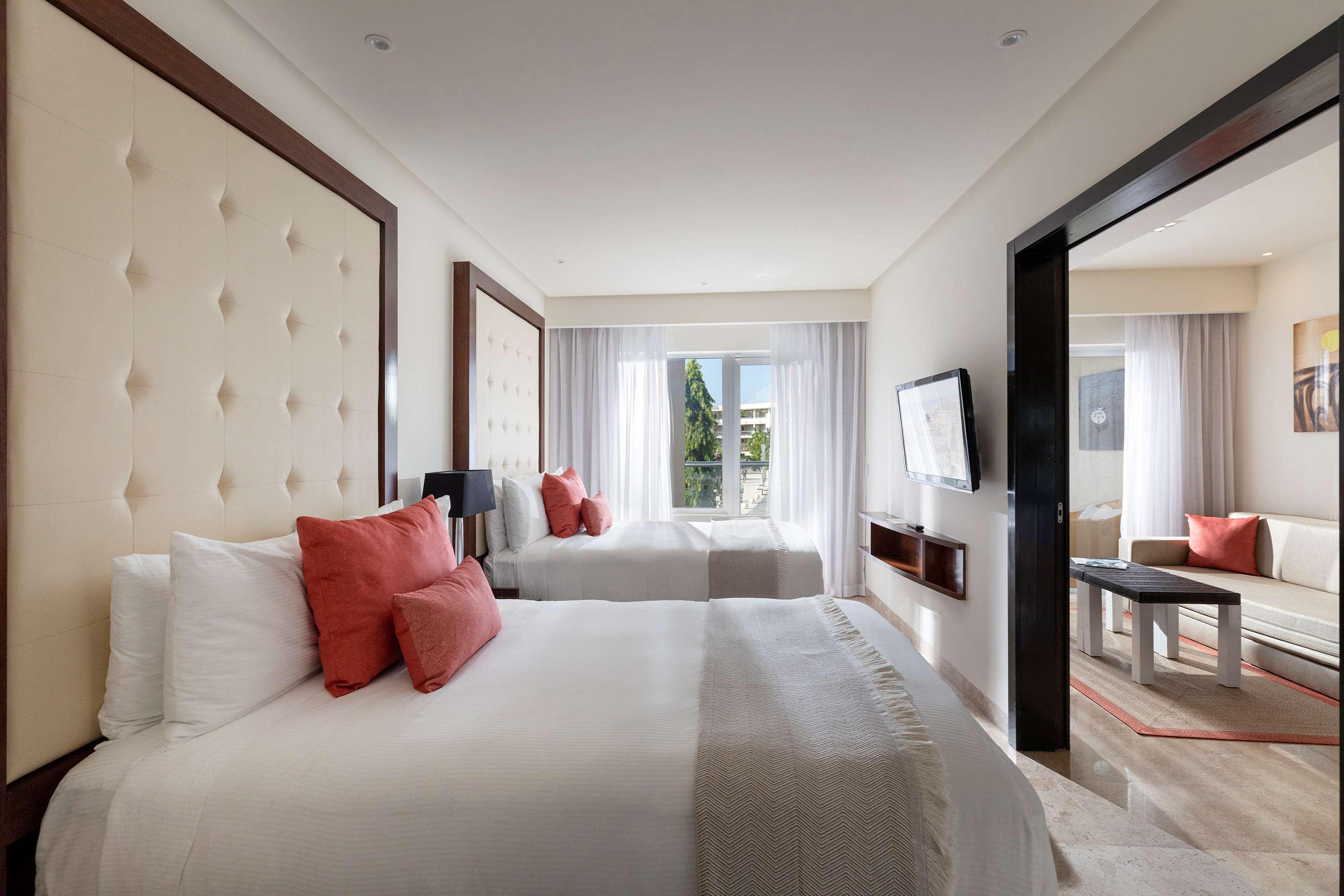 1 Bedroom, Suite