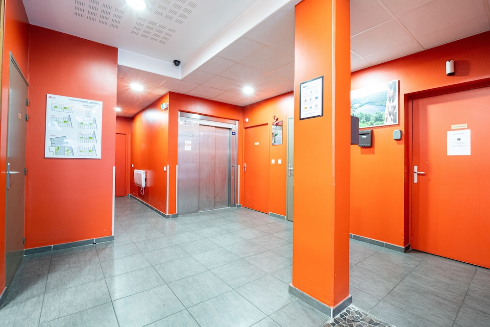 RESIDHOTEL SAINT ETIENNE CENTRE 34/50