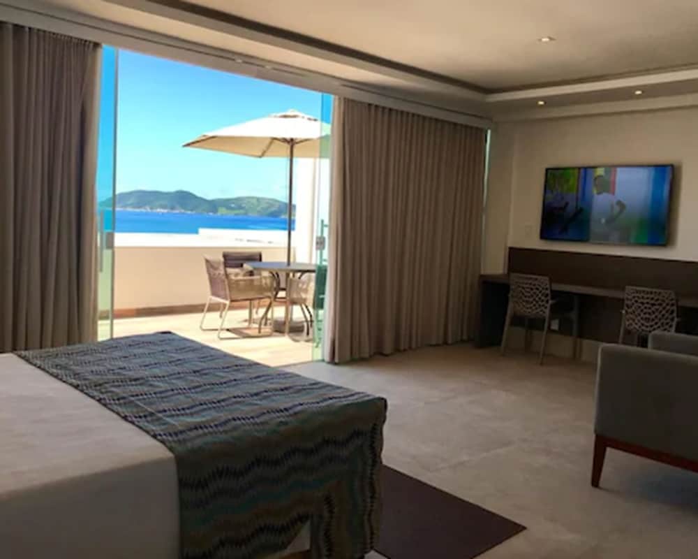 Paradiso Pero Praia Hotel 31/85